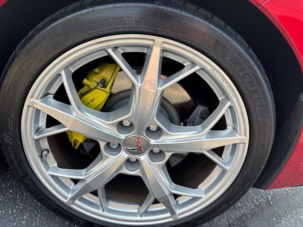 Certified 2022 Chevrolet Corvette Stingray Preferred Conv w/ Z51 Performance Package RWD image 32