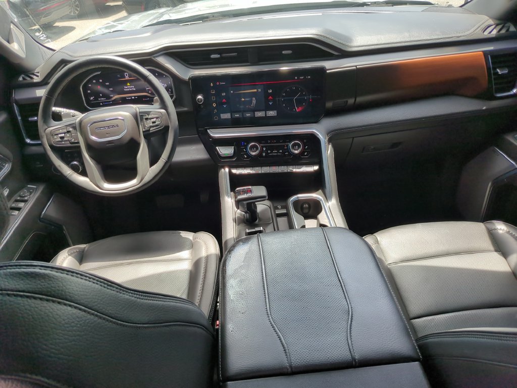 Used 2024 GMC Sierra 1500 Denali w/ Denali Reserve Package AWD/4WD image 15