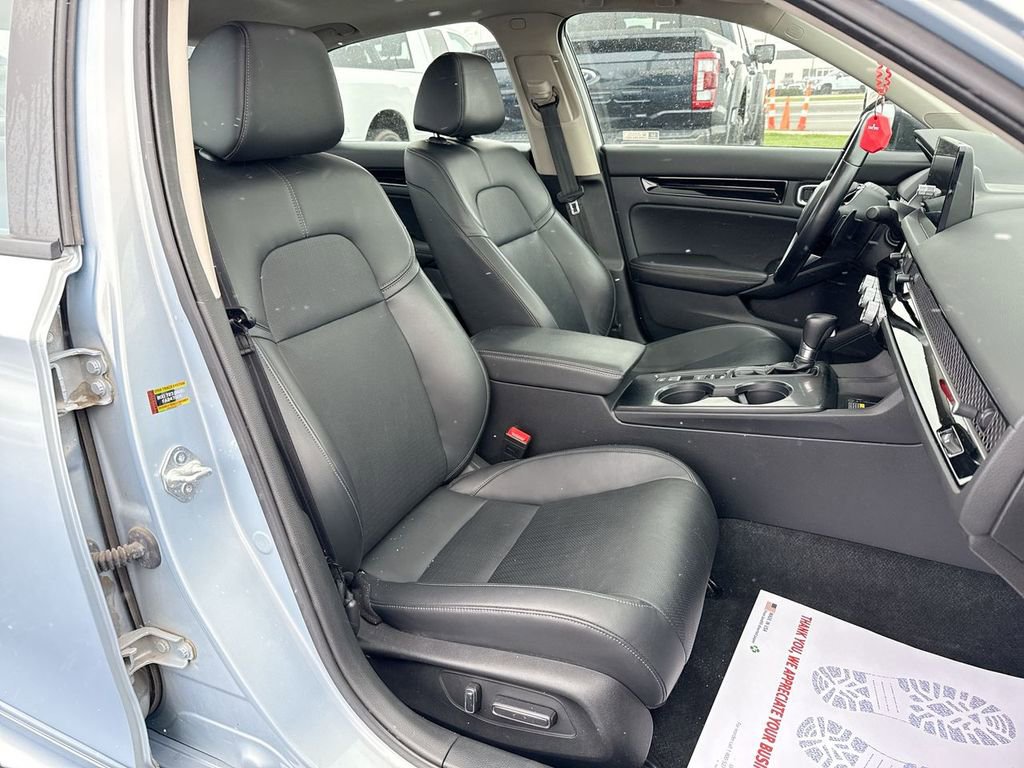 Used 2022 Honda Civic Touring image 25