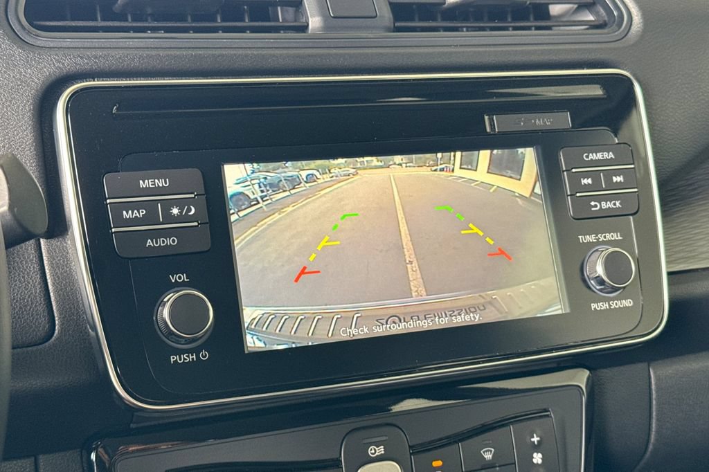 Used 2018 Nissan Leaf SV w/ Protection Package FWD image 18