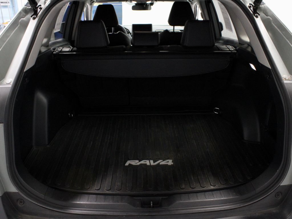 Used 2023 Toyota RAV4 XLE Premium AWD/4WD image 13