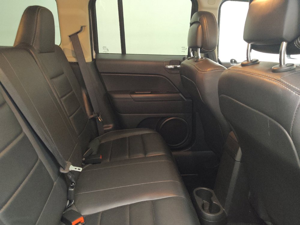 Used 2015 Jeep Patriot High Altitude AWD/4WD image 19