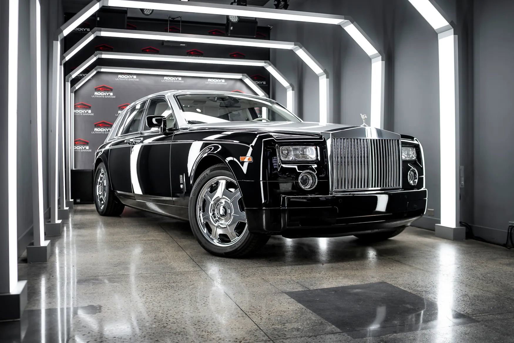 Used 2009 Rolls-Royce Phantom Sedan