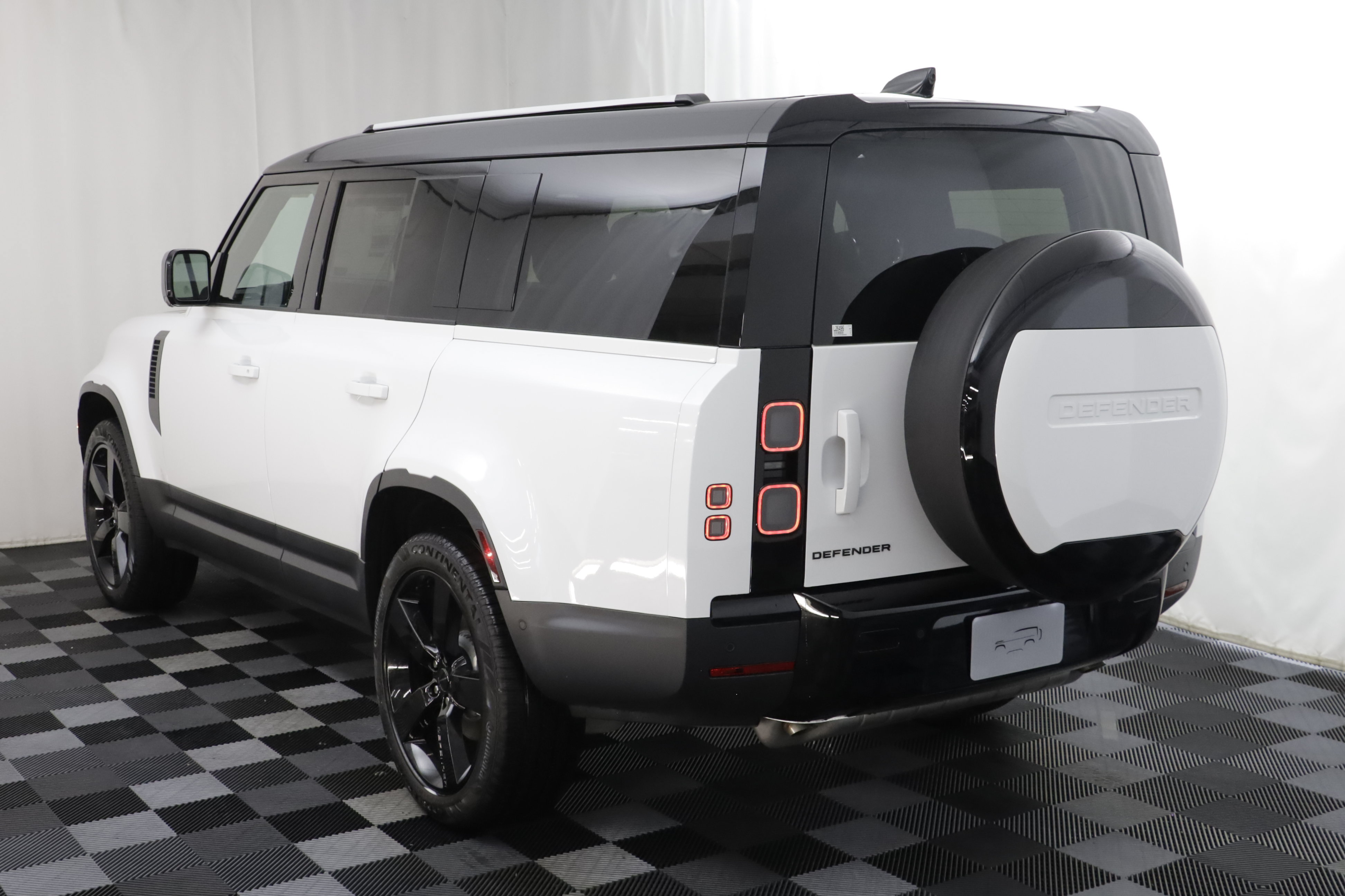 New 2026 Land Rover Defender 130 S AWD/4WD image 19