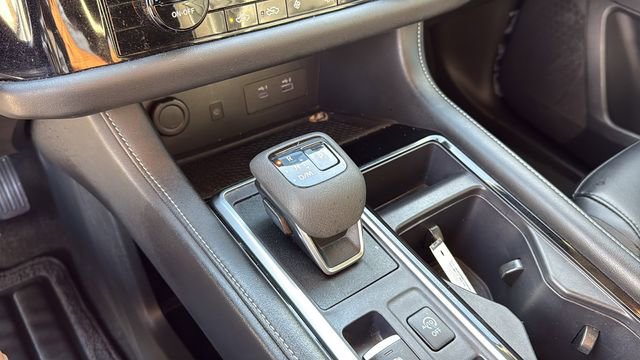 Used 2024 Nissan Pathfinder SL image 19