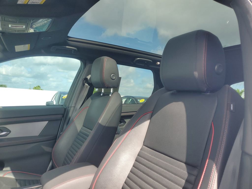 Used 2023 Land Rover Discovery Sport S R-Dynamic image 17