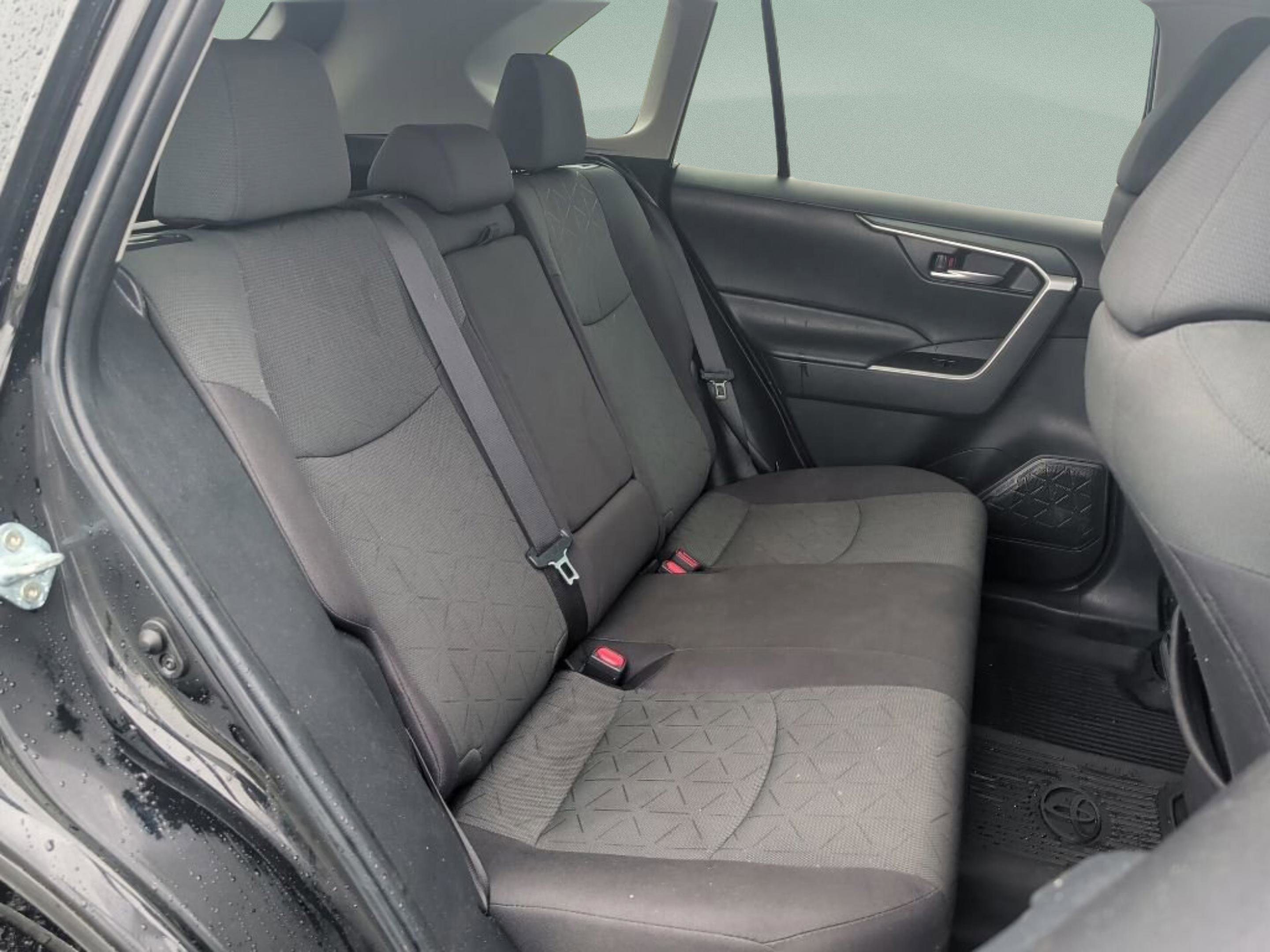 Used 2024 Toyota RAV4 XLE w/ Convenience Package AWD/4WD image 37