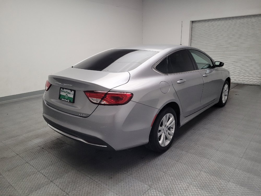 Used 2015 Chrysler 200 Limited FWD image 9
