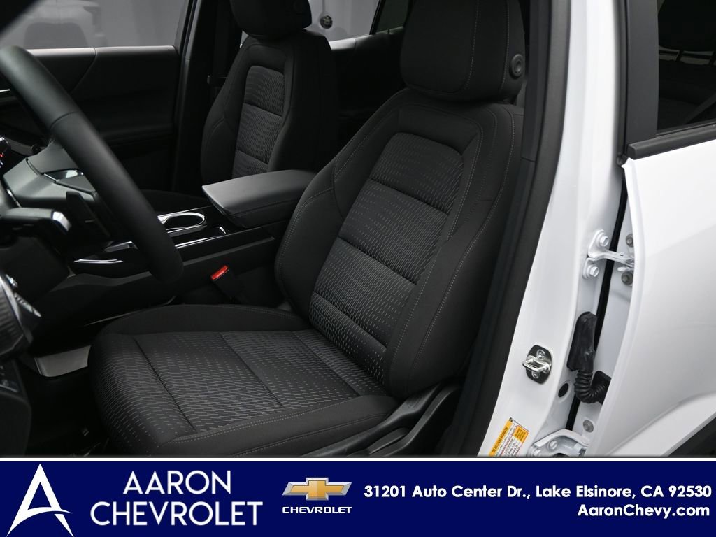 New 2026 Chevrolet Equinox LT image 8