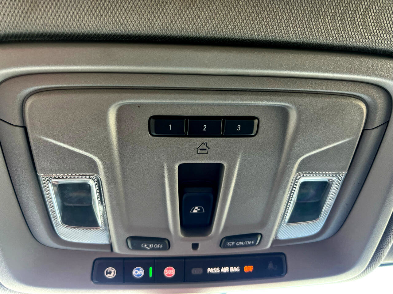 Used 2021 Chevrolet Silverado 1500 LTZ image 33