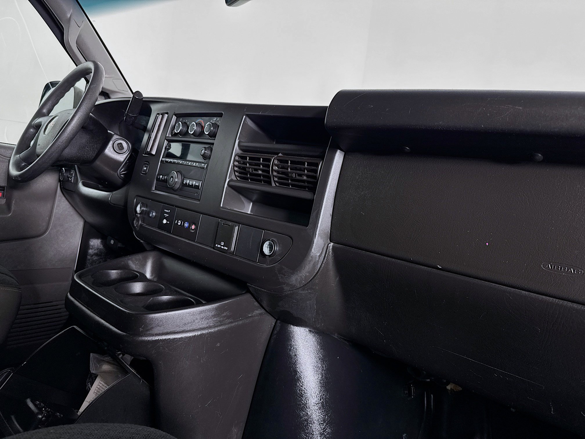 Used 2020 GMC Savana 2500 w/ Driver Convenience Package image 22