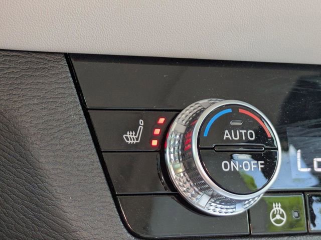 Used 2024 Mitsubishi Outlander SEL image 24