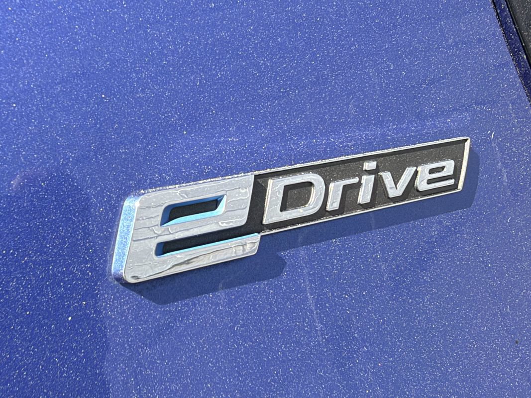 Used 2016 BMW 330e RWD image 24