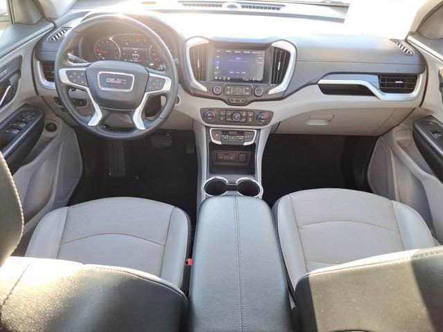 Used 2023 GMC Terrain SLT image 10