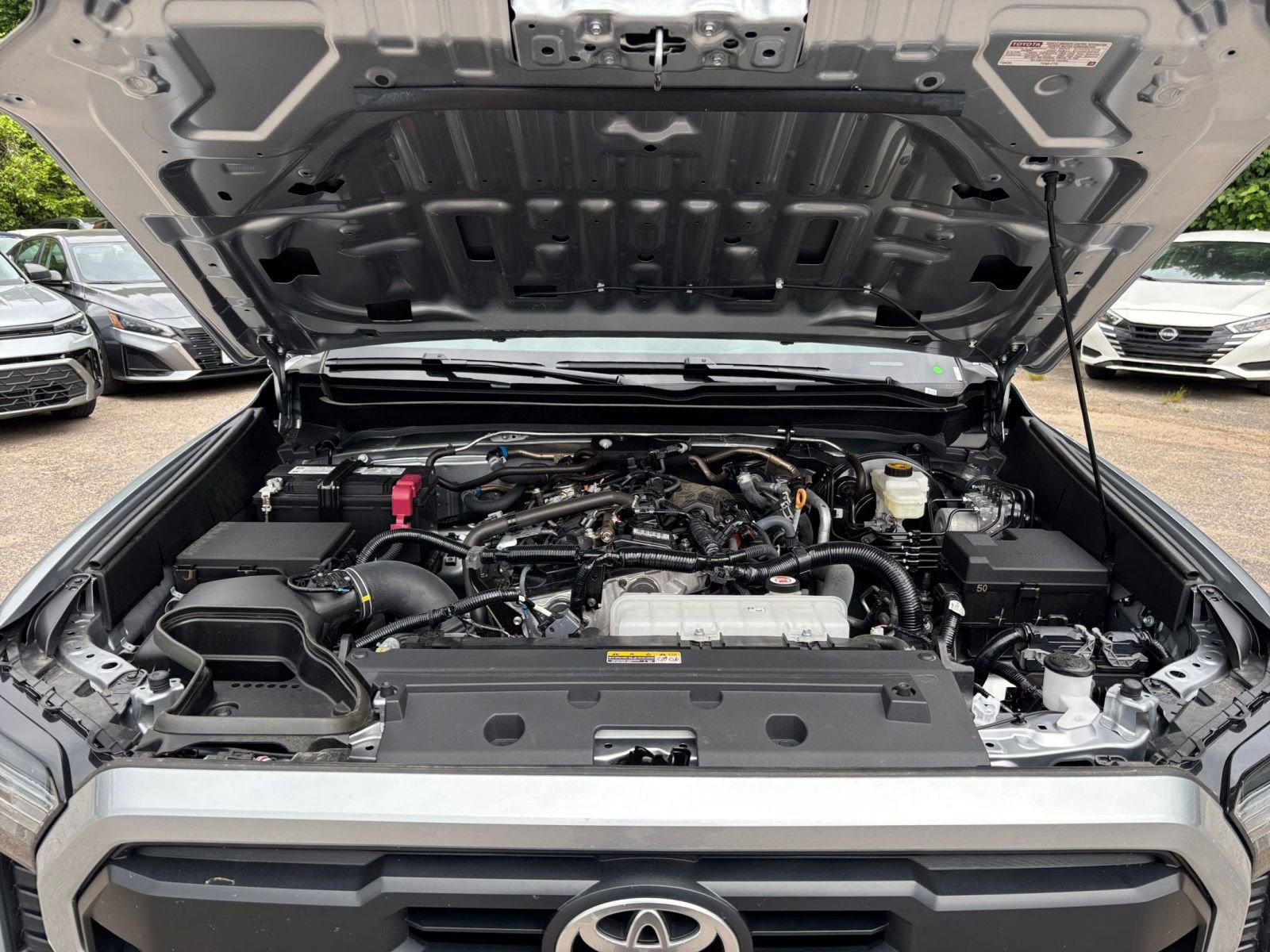 Used 2025 Toyota Tacoma TRD Off-Road AWD/4WD image 28