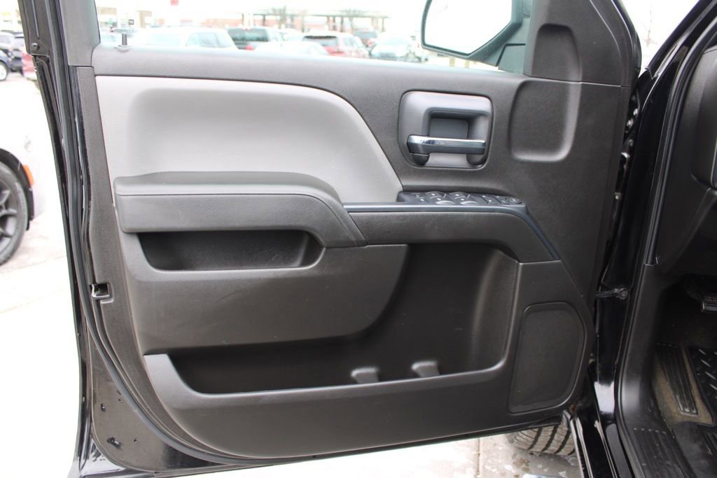 Used 2016 Chevrolet Silverado 1500 Custom w/ Custom Convenience Package image 18