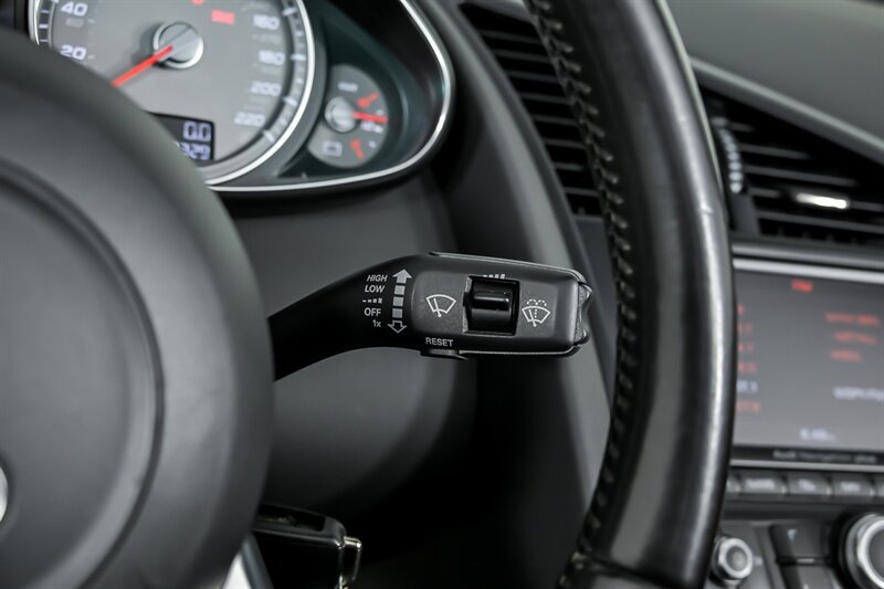 Used 2011 Audi R8 V8 AWD/4WD image 26