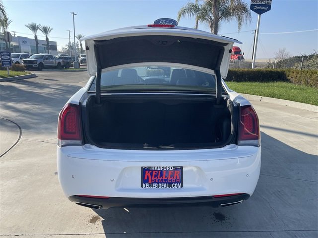 Used 2023 Chrysler 300 S image 27