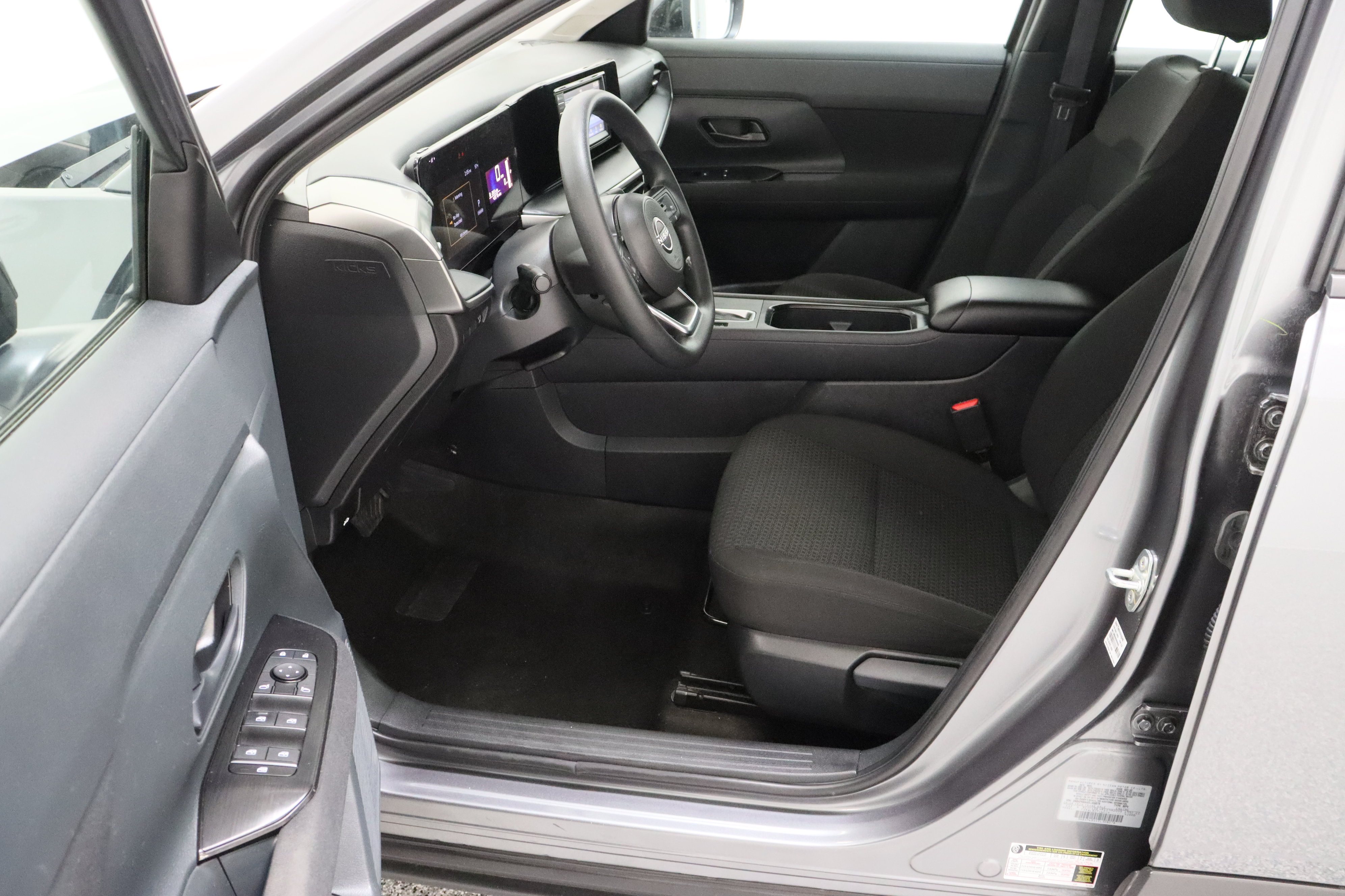 Used 2025 Nissan Kicks S FWD image 14