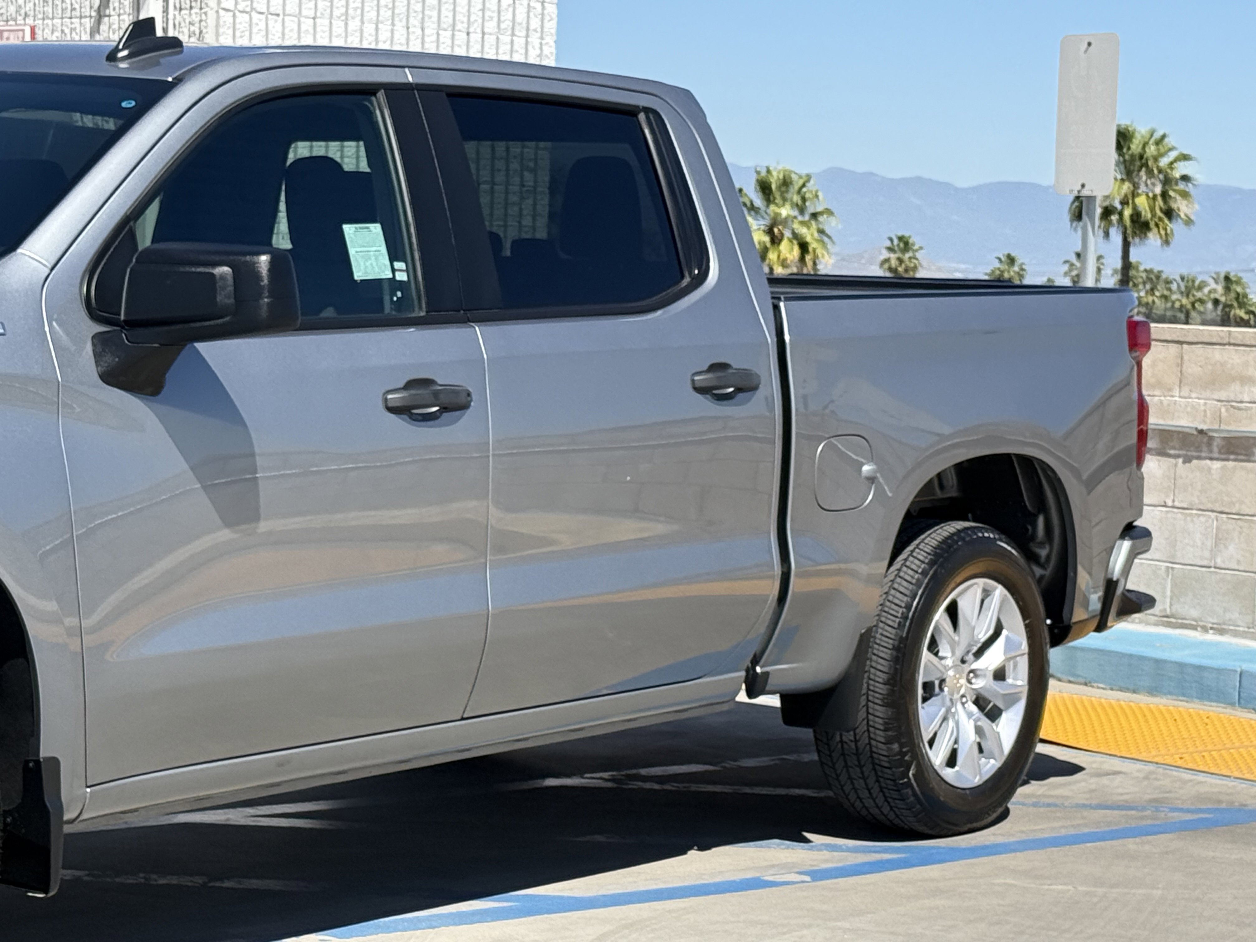 Used 2024 Chevrolet Silverado 1500 Custom image 8
