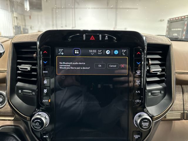 Used 2023 RAM 3500 Limited image 31