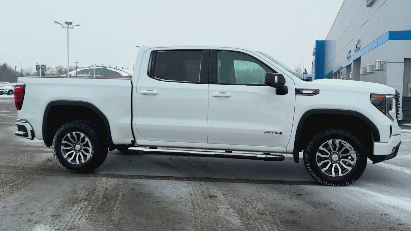 Certified 2022 GMC Sierra 1500 AT4 w/ Technology Package image 13