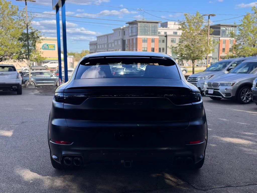 Used 2022 Porsche Cayenne GTS AWD/4WD image 5