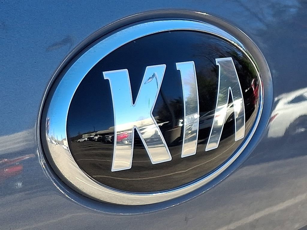 Used 2019 Kia Sorento LX w/ LX Convenience Package image 28