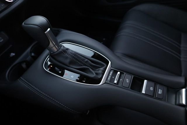 New 2026 Honda HR-V EX-L image 16