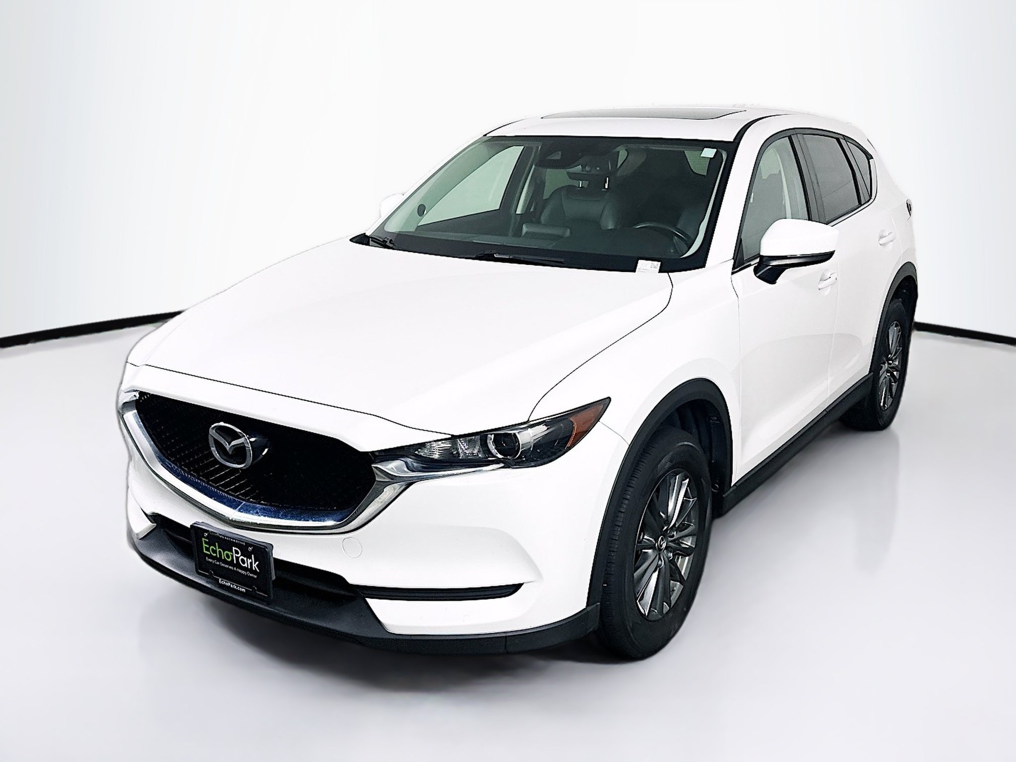 Used 2017 MAZDA CX-5 Touring w/ Preferred Equipment Package FWD image 3