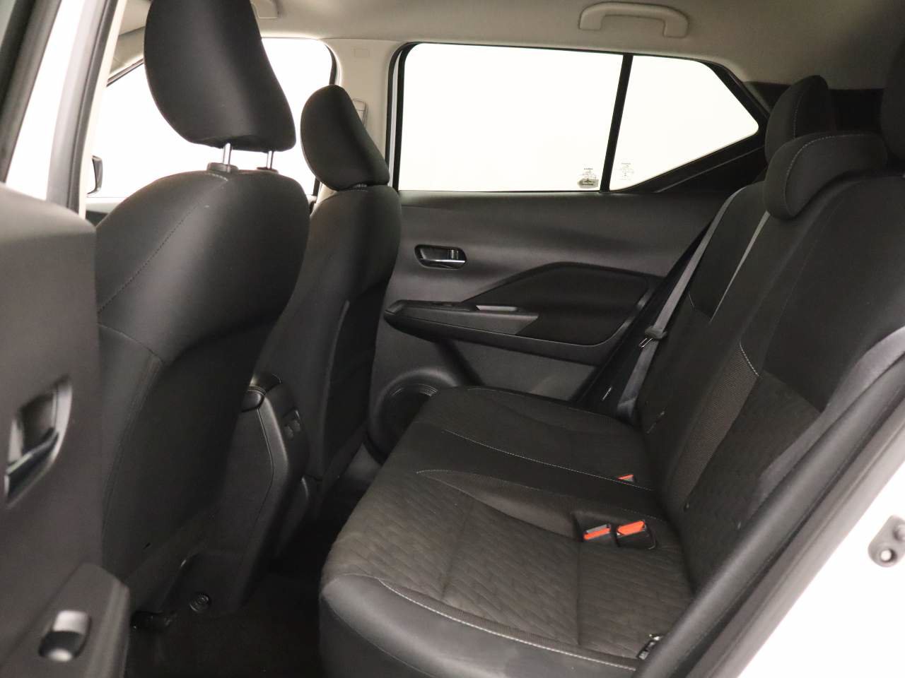 Used 2023 Nissan Kicks SV FWD image 16