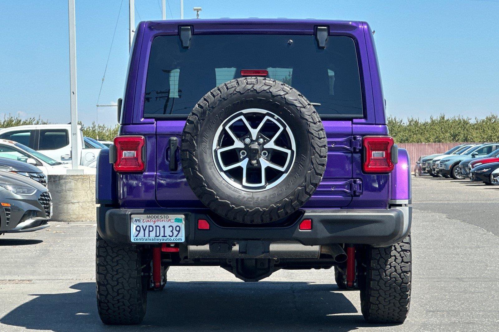 Certified 2026 Jeep Wrangler Unlimited Rubicon w/ Steel Bumper Group AWD/4WD image 4