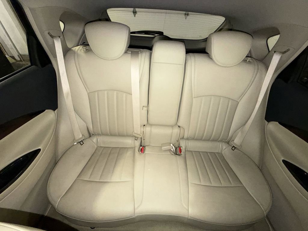 Used 2016 INFINITI QX50 AWD w/ Deluxe Touring Package image 26
