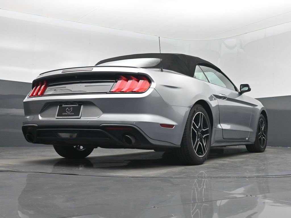 Used 2021 Ford Mustang Premium image 22