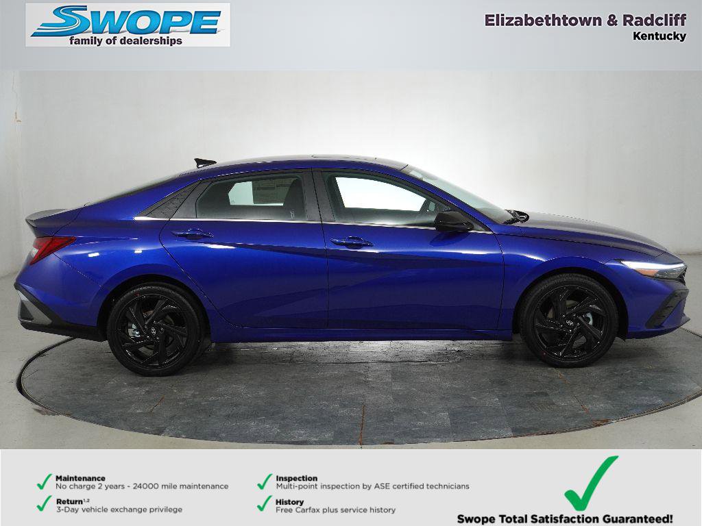 New 2026 Hyundai Elantra SEL Sport Premium image 2