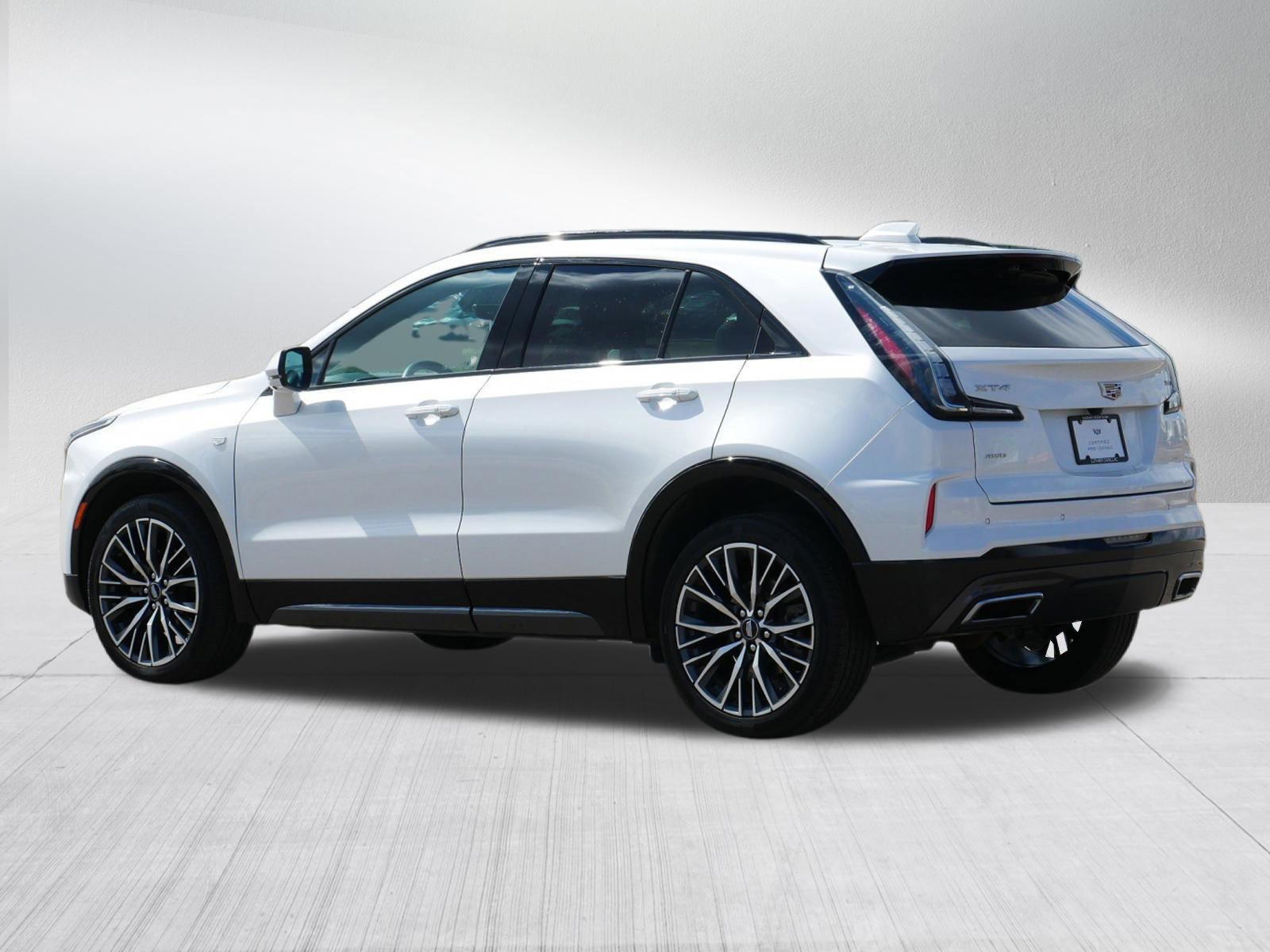 Certified 2024 Cadillac XT4 Sport AWD/4WD image 5