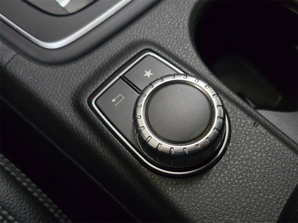 Used 2018 Mercedes-Benz CLA 250 image 30