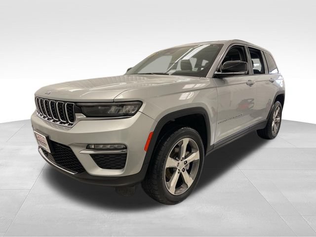 Used 2022 Jeep Grand Cherokee Limited AWD/4WD image 2