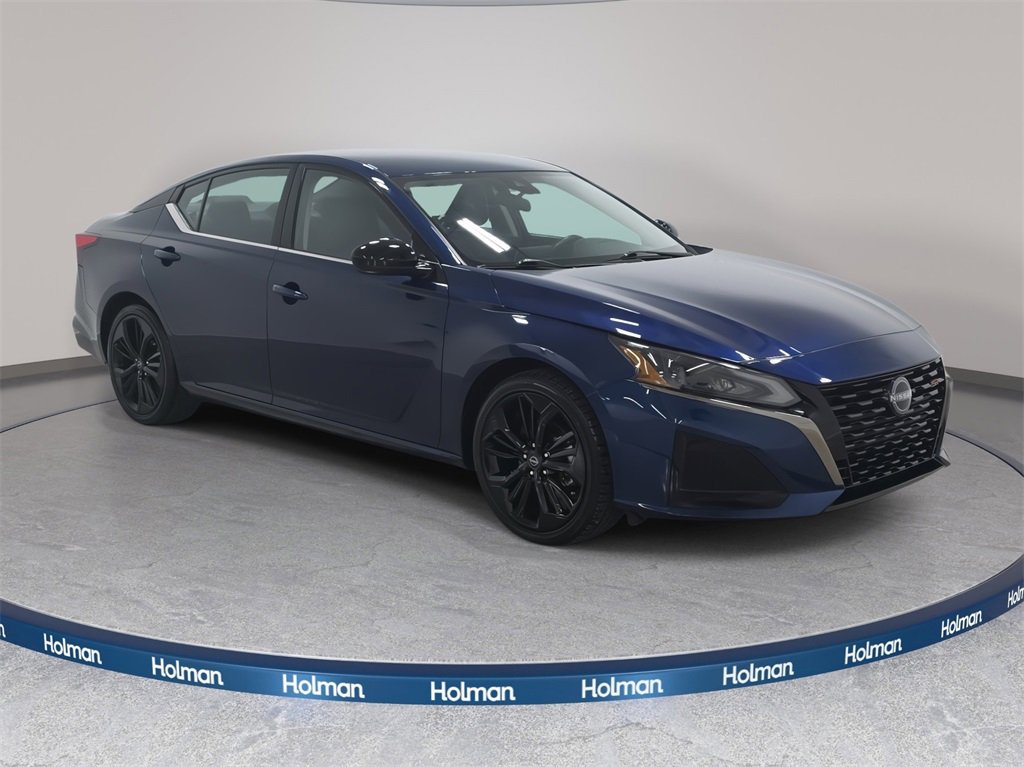 Used 2024 Nissan Altima 2.5 SR image 4
