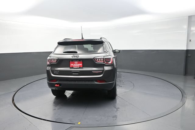 Used 2019 Jeep Compass Trailhawk AWD/4WD image 16