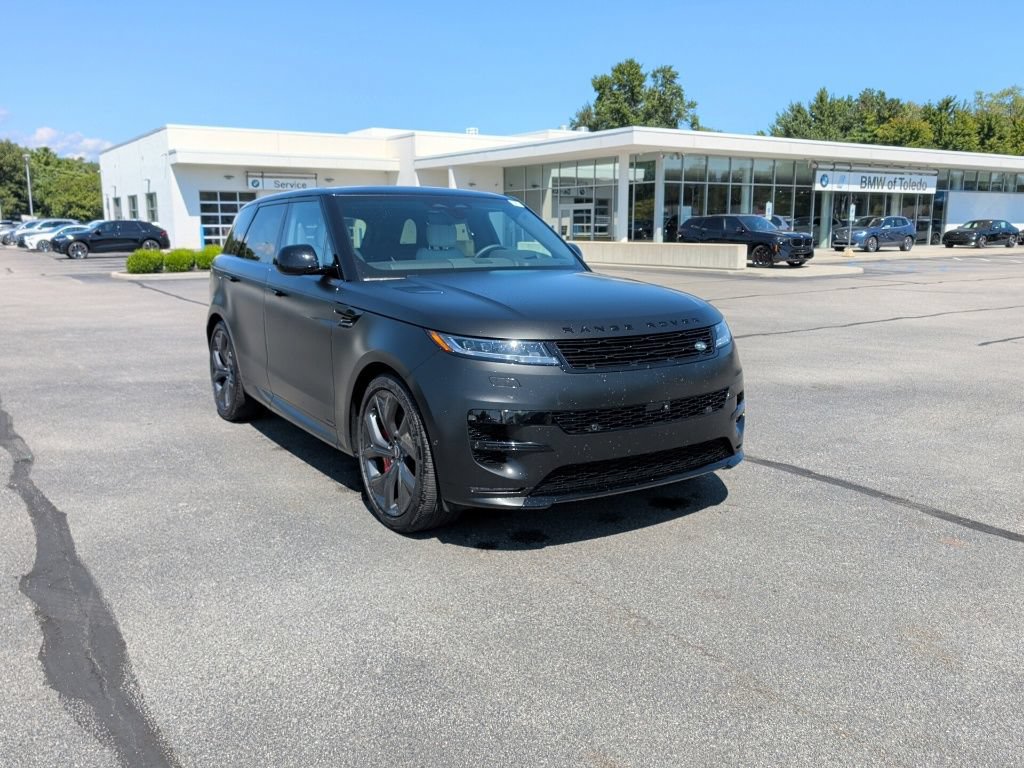 Used 2025 Land Rover Range Rover Sport Autobiography AWD/4WD image 1