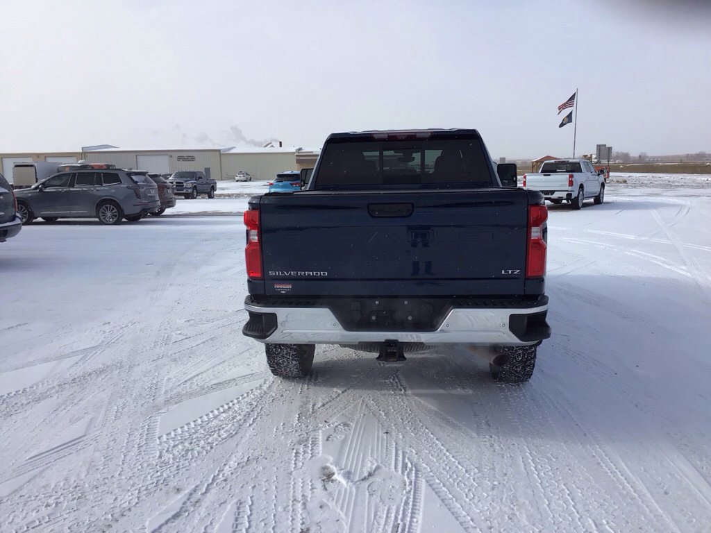 Used 2020 Chevrolet Silverado 2500 LTZ w/ LTZ Premium Package image 5
