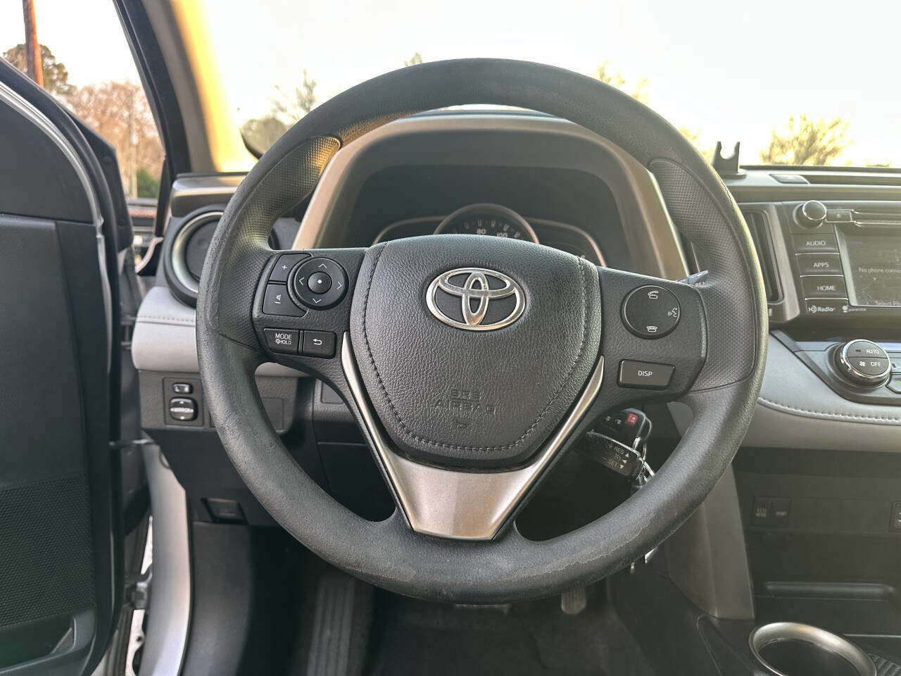 Used 2014 Toyota RAV4 XLE FWD image 12