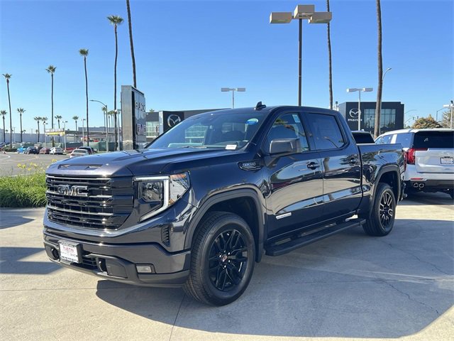 New 2026 GMC Sierra 1500 Elevation w/ LPO, Elevation Black Package image 6