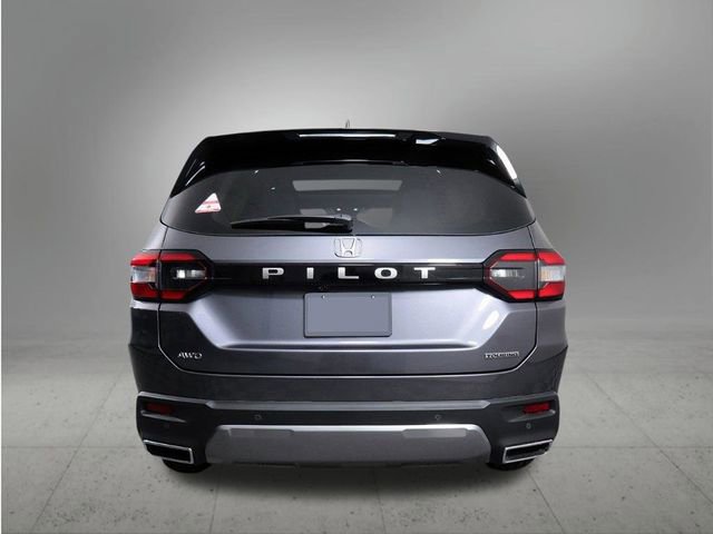 New 2026 Honda Pilot Touring image 4