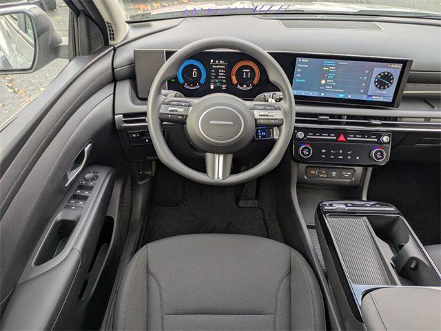 New 2026 Hyundai Tucson Blue SE w/ Tow & Go Package image 16