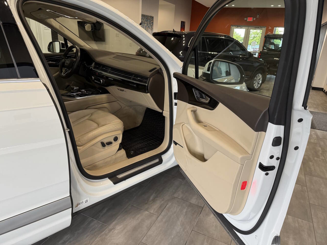 Used 2017 Audi Q7 3.0T Premium Plus image 48