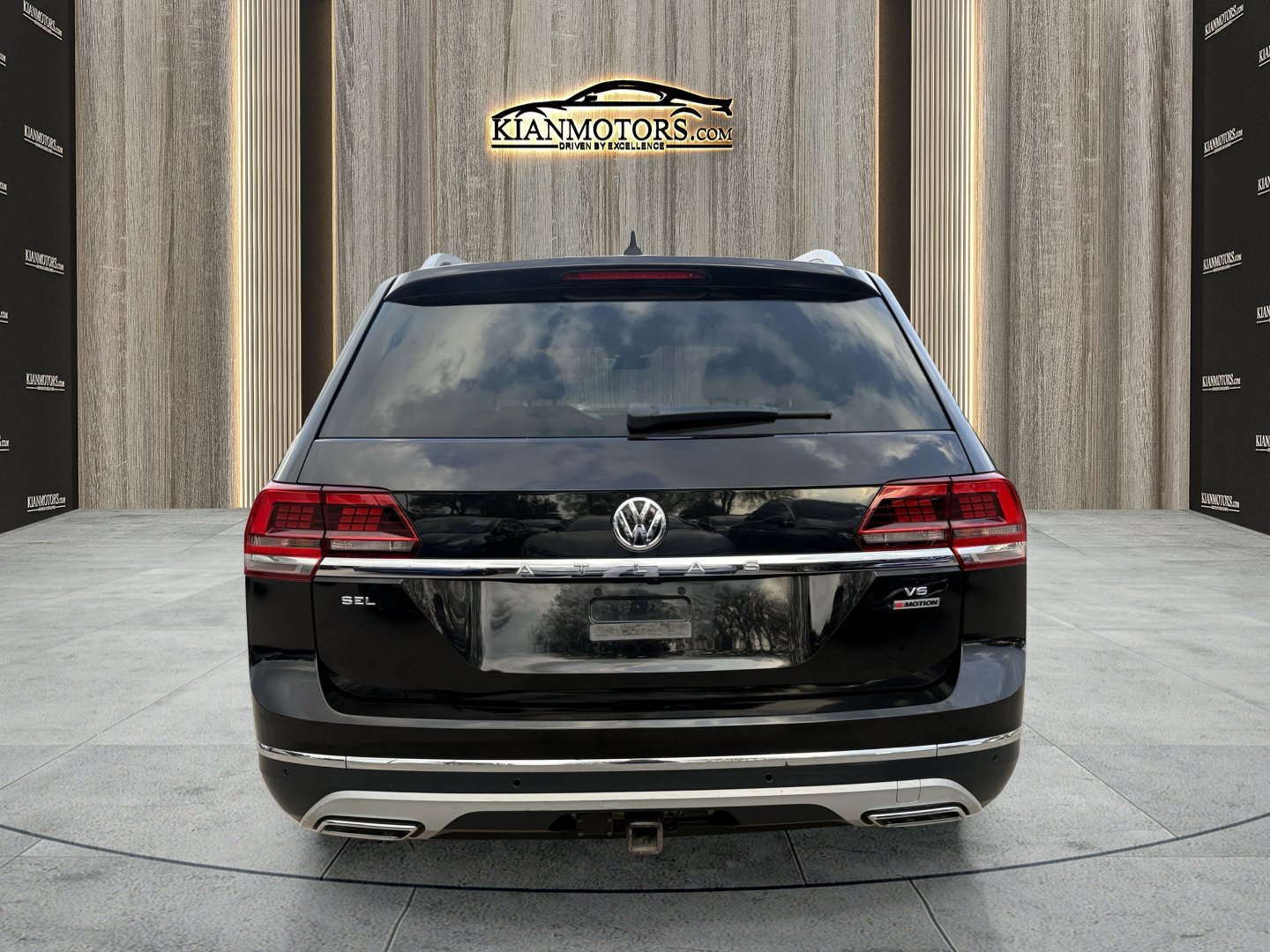 Used 2018 Volkswagen Atlas SEL Premium image 6