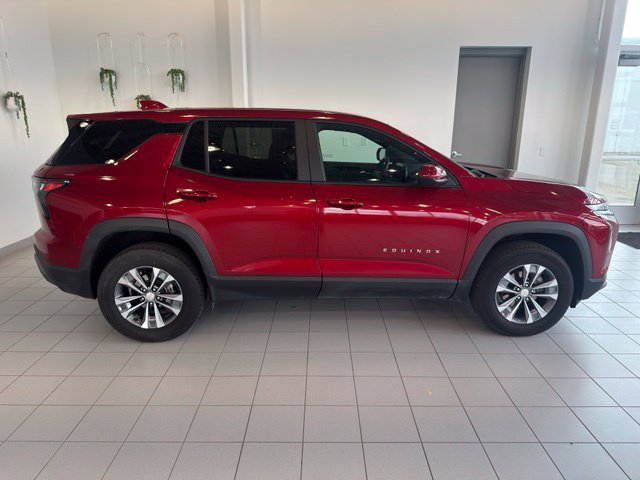 Certified 2026 Chevrolet Equinox LT AWD/4WD image 39