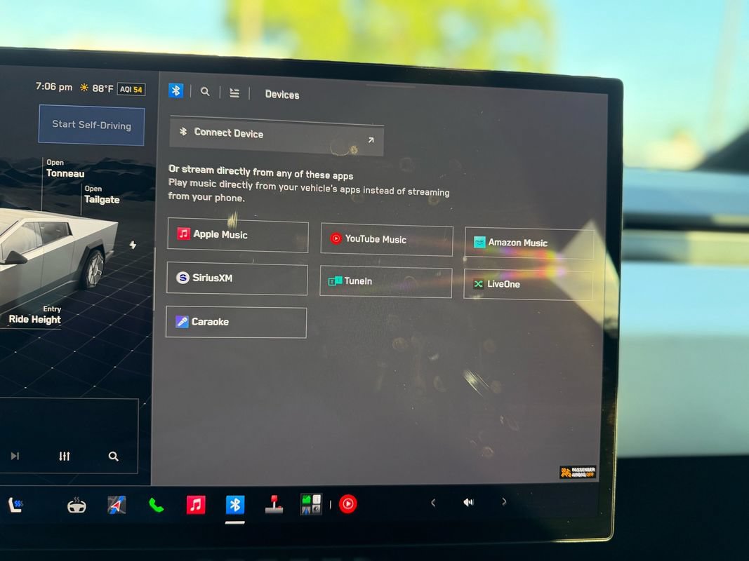 Used 2024 Tesla Cybertruck AWD Crew Cab image 56